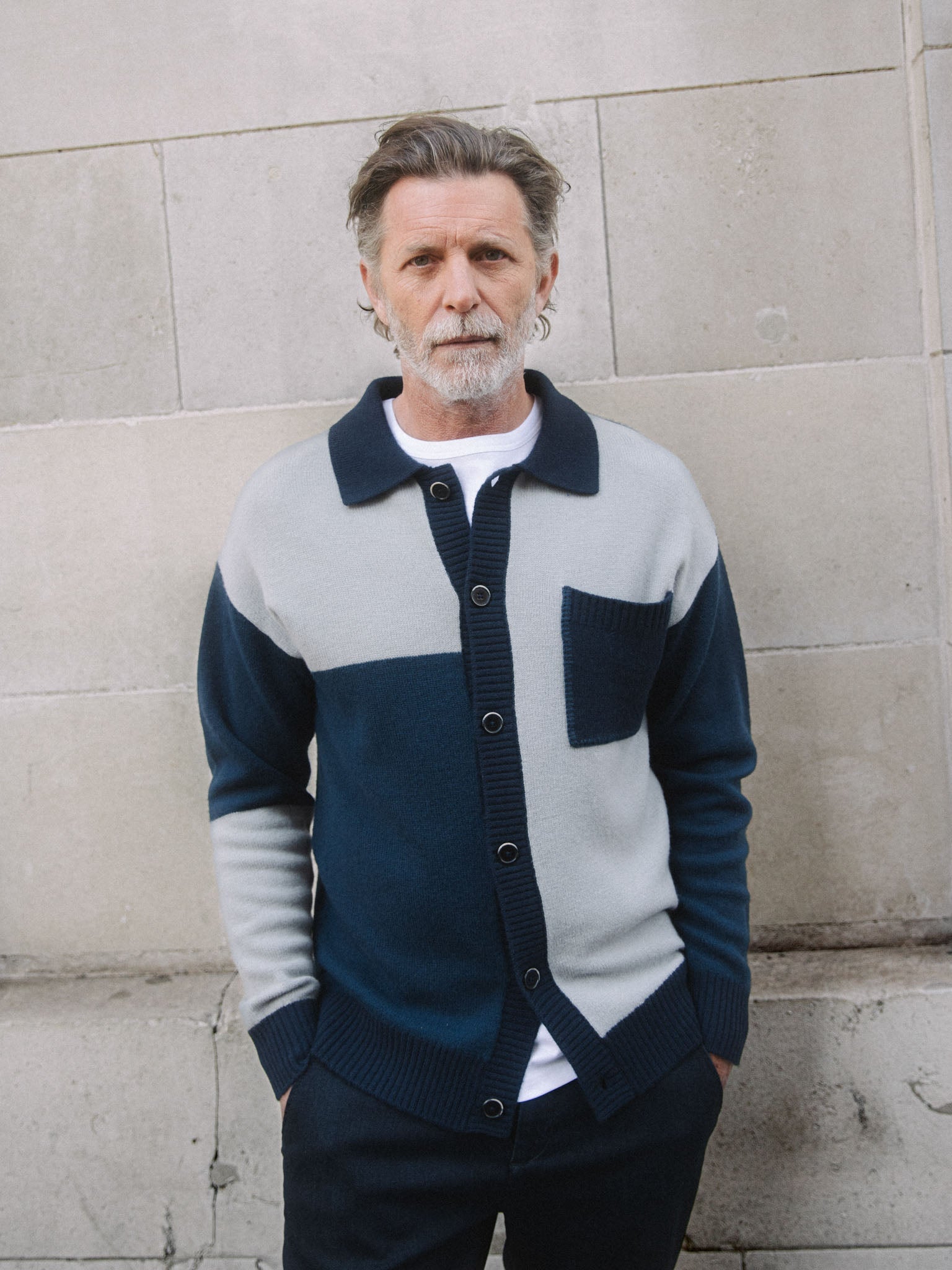 Modelshot / Grey / Detail